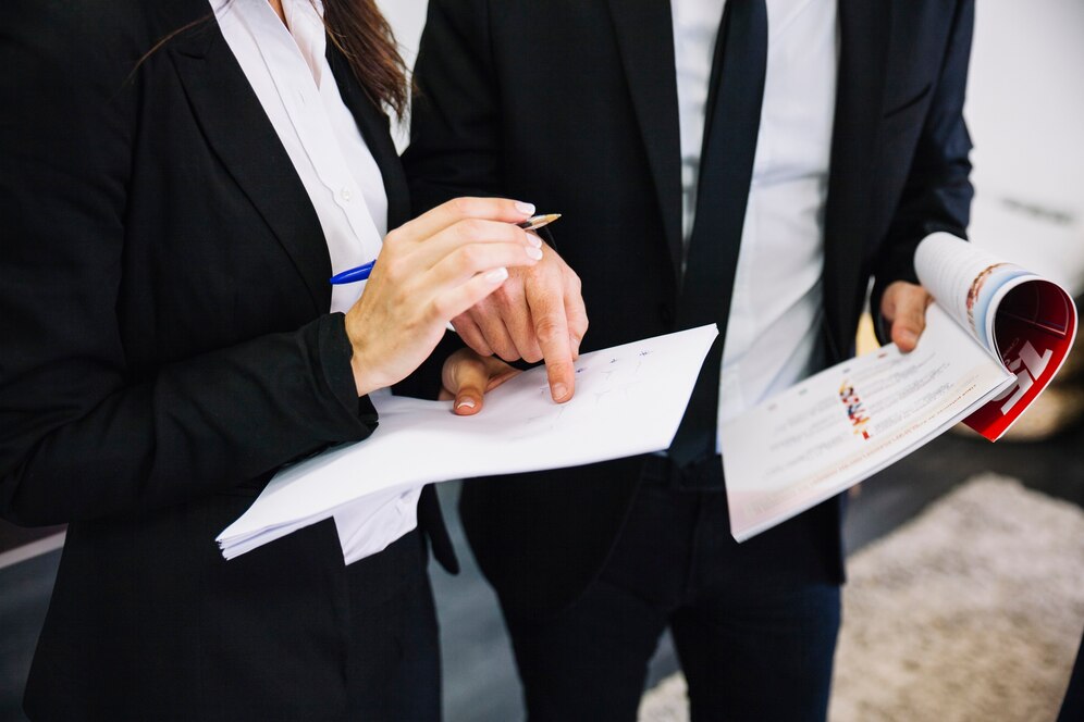 How a Civil Lawyer in Delhi Can Resolve Your Disputes Efficiently